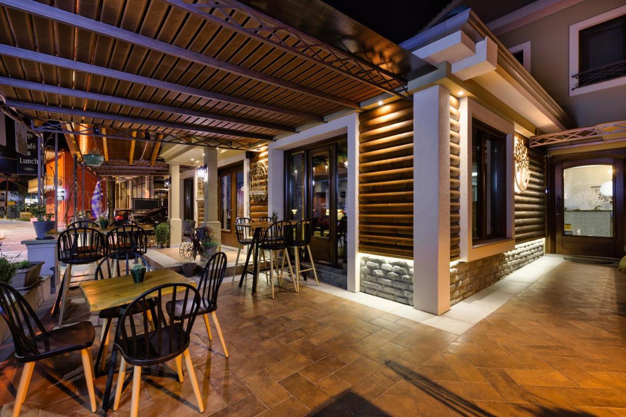 Albero Hotel Perama  Exterior photo