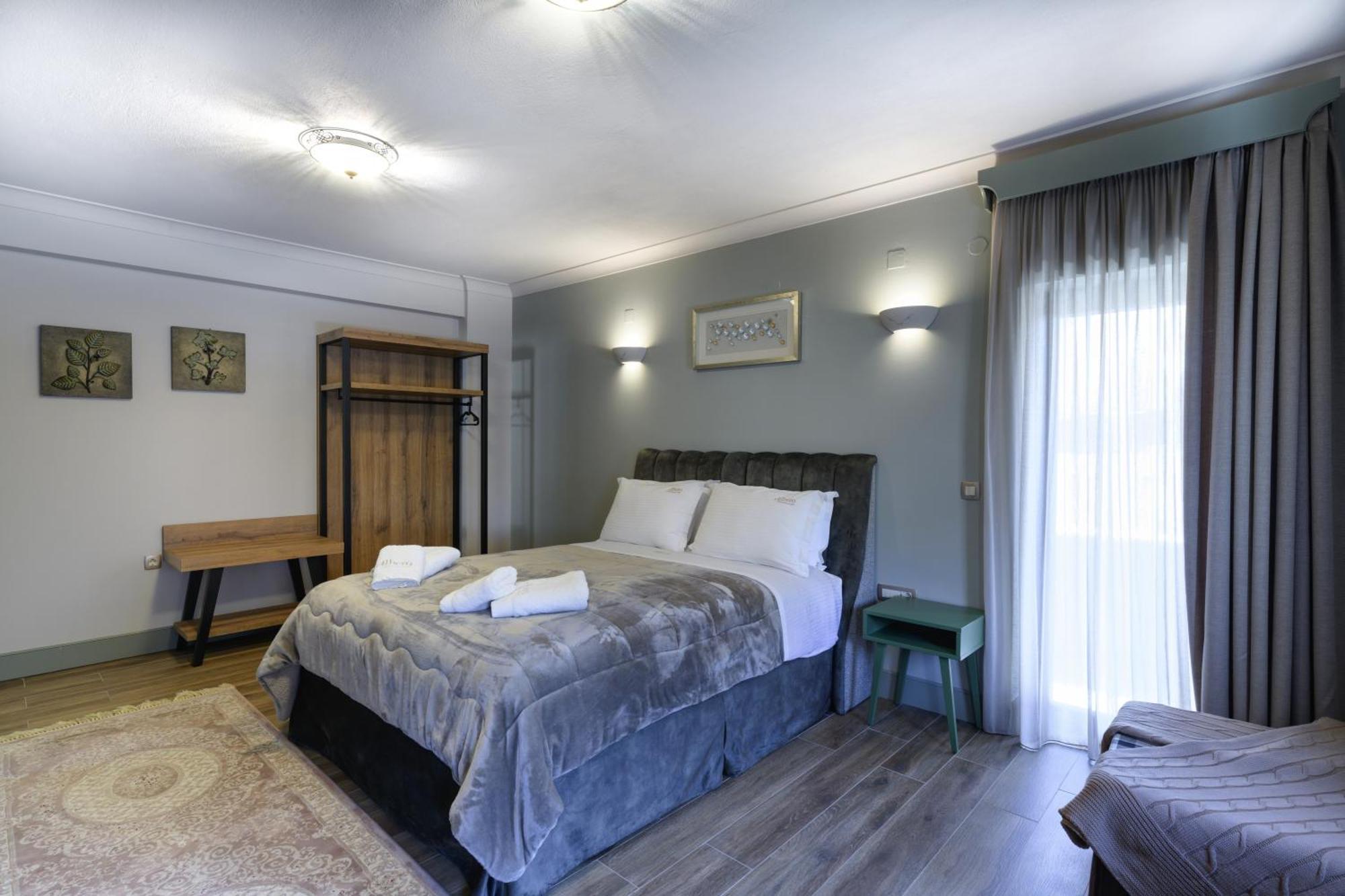 Albero Hotel Perama  Exterior photo