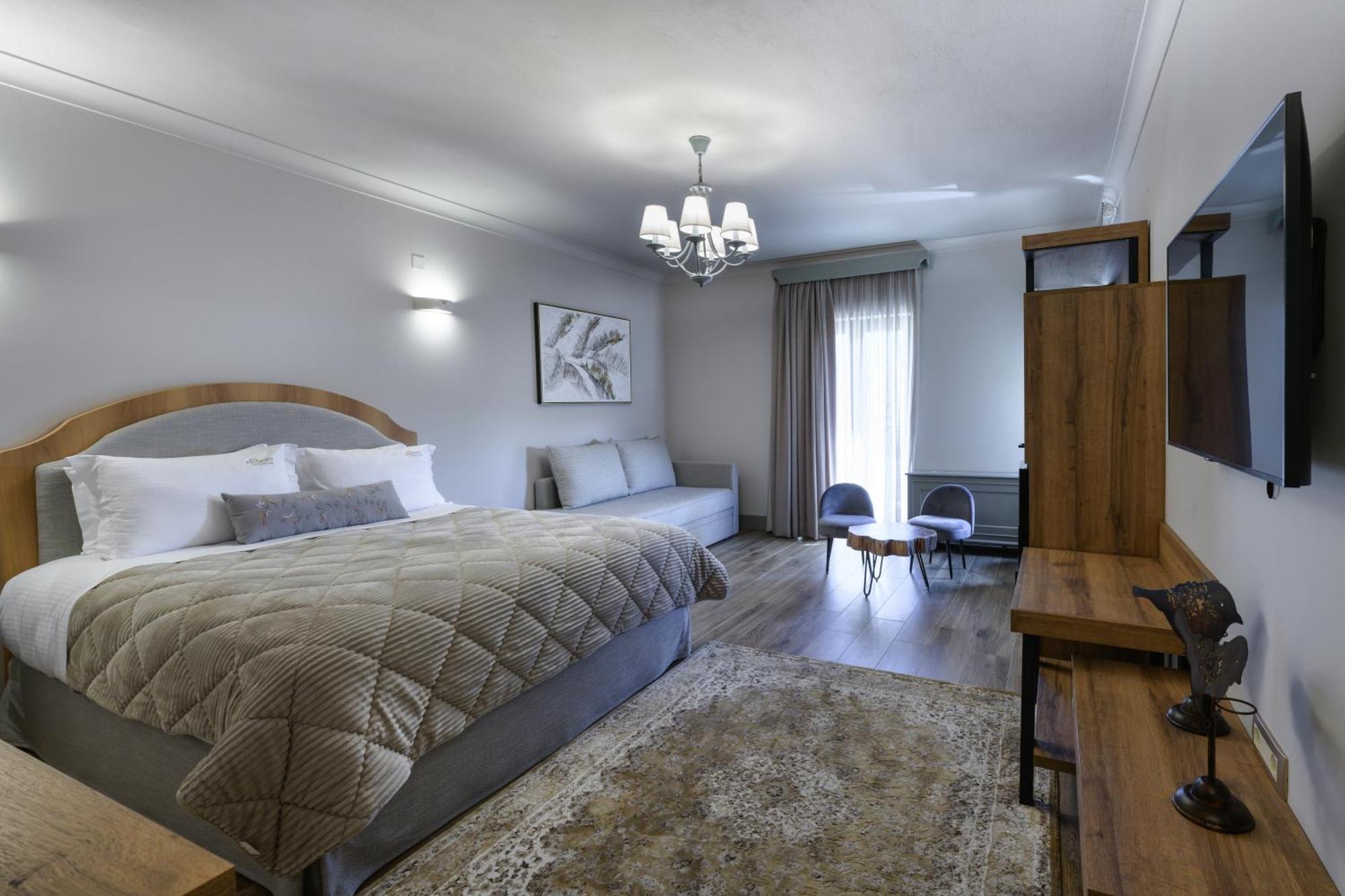 Albero Hotel Perama  Exterior photo